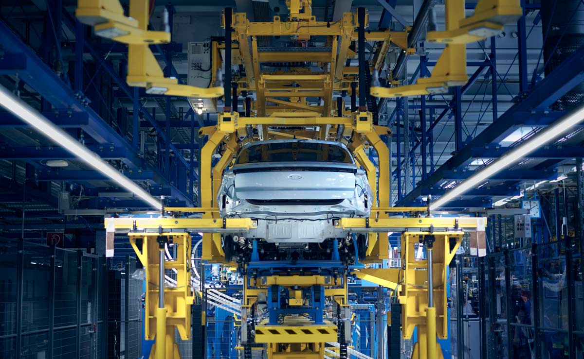 Ford öppnar elbilscenter i Köln för en ny generation elbilar