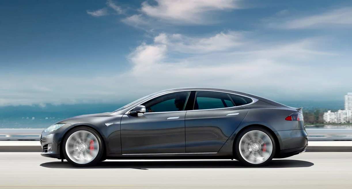 Nordmannen som nektet å ta tilbake Teslaen sin i 5 1/2 år hadde personlig garanti fra Elon Musk – Alt om elbiler